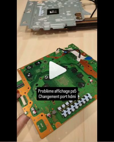 Carte mère de PS5 en réparation : remplacement du port HDMI